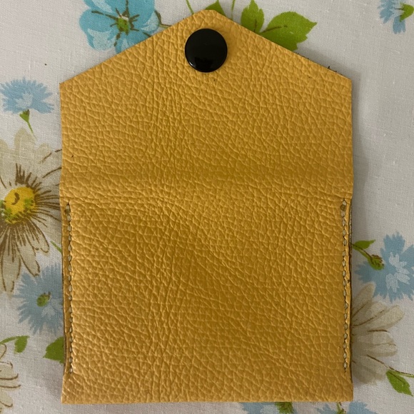 Handmade Genuine Leather Wallet - Picture 4 of 5